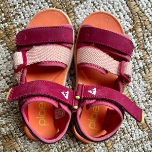 Little girls PLAE WES HIBISCUS SANDALS